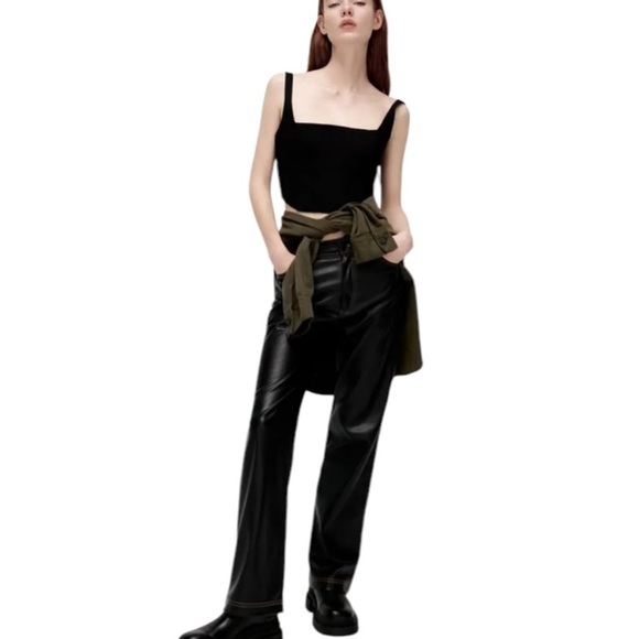 NWT ZARA Pants Faux Leather Vegan Straight Leg Contrast Stitching Black Size M - Picture 4 of 16